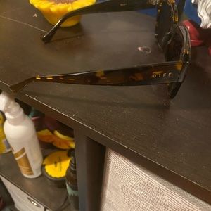 Diff woman’s Bella sunglasses